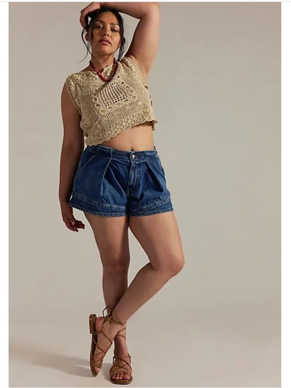9254. We the Free Crvy Low Ryder Denim Shorts